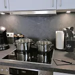 Apartment Relaxrefugium Luxus - Kueche, Arbeitsplaetze, Stellplatz & Komfort Fuer Bis 6 Gaeste *