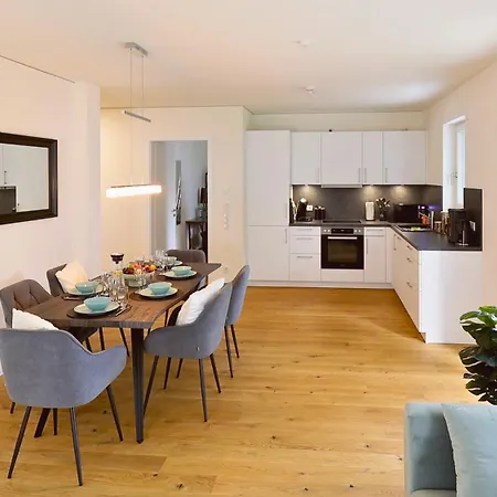 Relaxrefugium Luxus - Kueche, Arbeitsplaetze, Stellplatz & Komfort Fuer Bis 6 Gaeste *