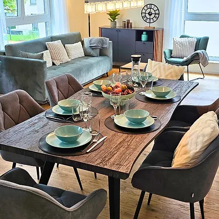 Relaxrefugium Luxus - Kueche, Arbeitsplaetze, Stellplatz & Komfort Fuer Bis 6 Gaeste *