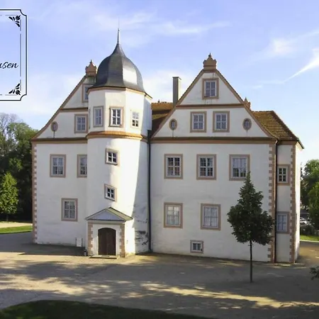 Relaxrefugium Luxus - Kueche, Arbeitsplaetze, Stellplatz & Komfort Fuer Bis 6 Gaeste Apartment *