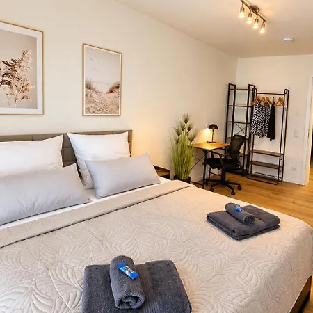 Relaxrefugium Luxus - Kueche, Arbeitsplaetze, Stellplatz & Komfort Fuer Bis 6 Gaeste