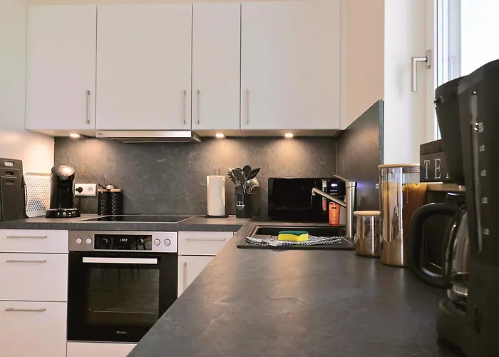 Lägenhet Relaxrefugium Luxus - Kueche, Arbeitsplaetze, Stellplatz & Komfort Fuer Bis 6 Gaeste