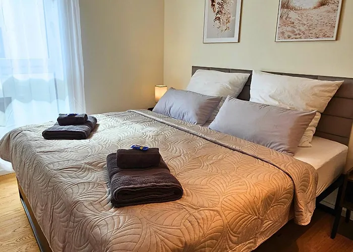 Relaxrefugium Luxus - Kueche, Arbeitsplaetze, Stellplatz & Komfort Fuer Bis 6 Gaeste Lägenhet